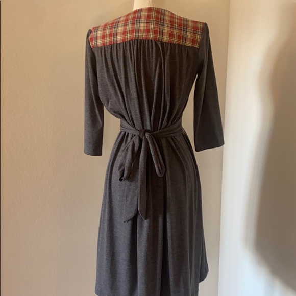 Zachary Smiles for Barney’s Dress - Picture 3 of 4